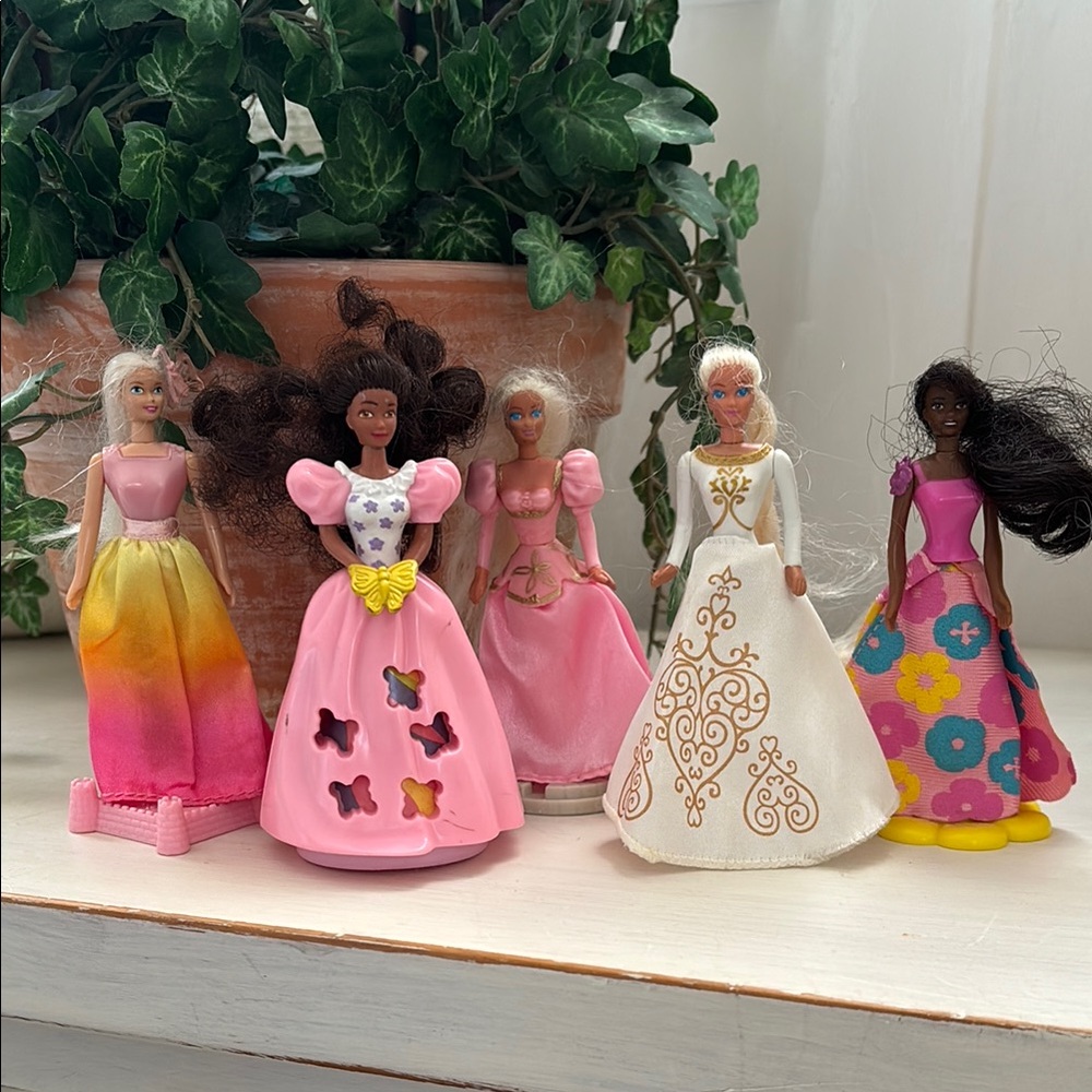 Happy Meal Barbie Princess Dolls Set